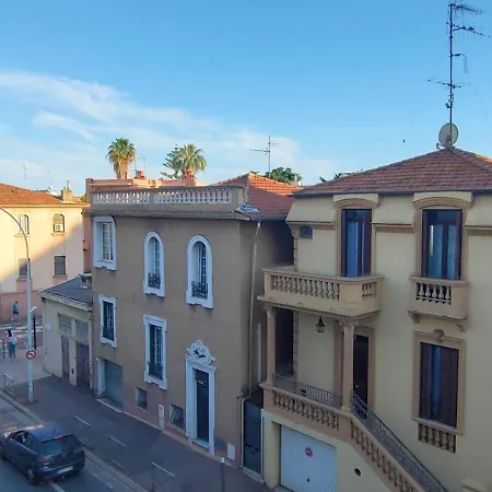 Ouest, Near The Nice
